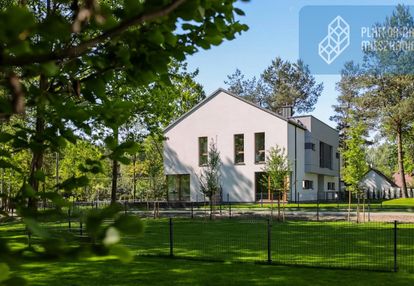 Twoje miejsce na wawrze z prywatnym parkiem