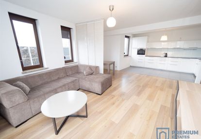 Apartament 72m2 | 3 pokoje | strycharska | eng