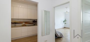 Przy metrze 2 pok. plus kuchnia. słoneczne i ciche