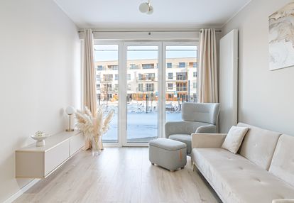 2 pokoje z ogrodem w idealnym stanie