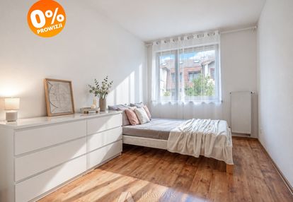 2 oddzielne pokoje - balkon - duża kuchnia