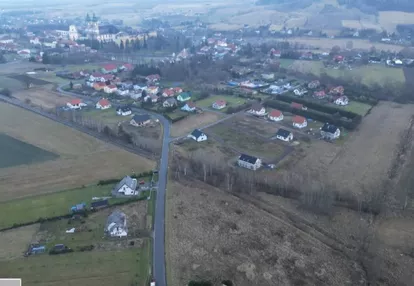 Działka na sprzedaż 1800m2