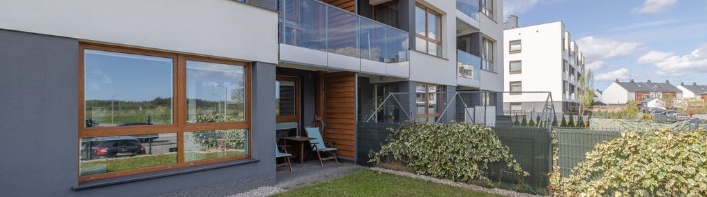 Dwa poziomy/ balkon/ ogród/ miejsce w hali