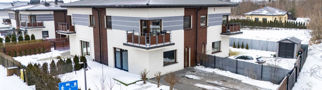 Bezczynszowy apartament z ogrodem