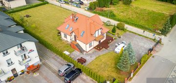 Willa z dużą działką blisko morza!