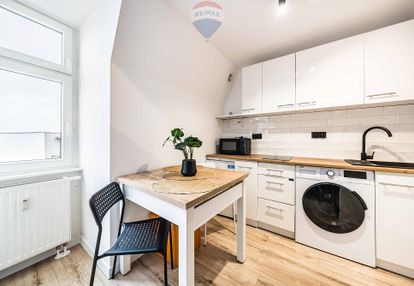 Klimatyczna mikrokawalerka wilda/fabryczna