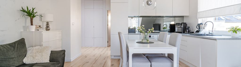 Przestronne mieszkanie nowe rokitki, klimatyzacja