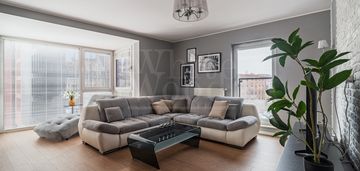 Przestronny apartament z wykuszem | chmielna park