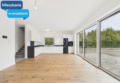 Nowoczesny bliźniak – pierwszy najem zielonka