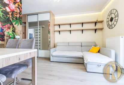 Prądnik czerwony | reduta | 4 pok. | 70m2 | eng