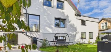 Duży dom wolnostojący w chwaszczynie