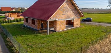 Dom przy rubinowej | dom w budowie | duża działka