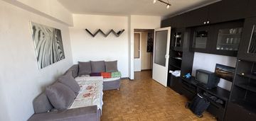 2 oddzielne pokoje, balkon, miejsce parkingowe