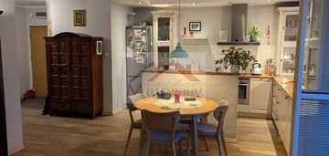 Atrakcyjne, przytulne 4-pokojowe na bielanach