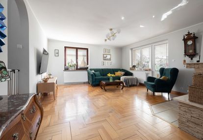 Na sprzedaż klimatyczny dom!