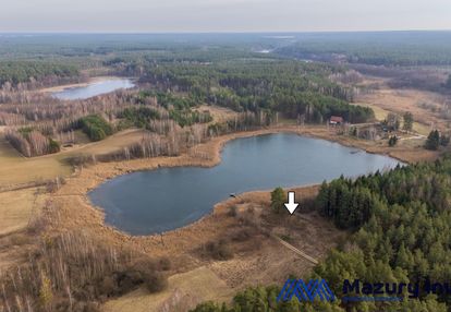 Działka w gromie z linią brzegową jeziora!