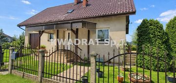 Dom z z pięknym ogrodem, tabor wielki k/kępna