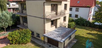 Dom 109 m² | 5,72 ar | 2 garaże | ogród | taras
