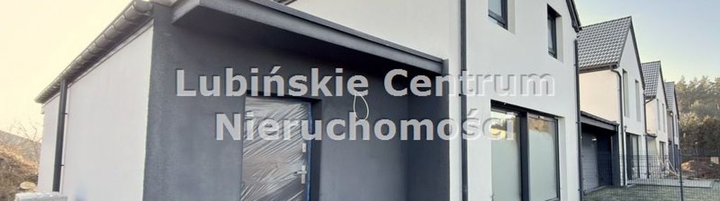 Dom w zabudowie szeregowej - skrajny - obora/lubin
