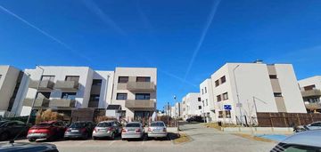 3-pokojowe w złotnikach do małego wykończenia.