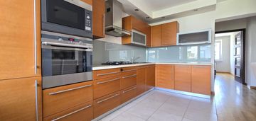 3 pokoje 76 m2, warszawa al. ken, przy metrze