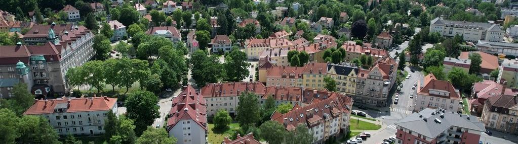 M2 w pobizu liceum żeromskiego