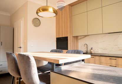 Słoneczne 2 pok. w kamienicy przy metrze wierzbno