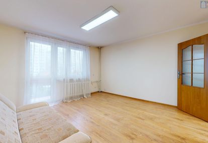 3pok. | balkon | 2 piętro | c.o. miejskie | 48m2