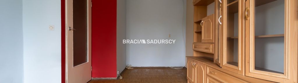Kawalerka z windą do remontu - telimeny