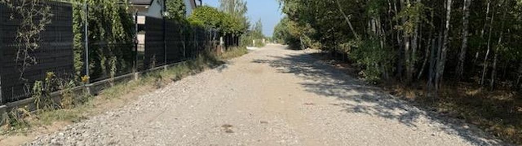 Całkowicie uzbrojona z dobrym dojazdem do warszawy