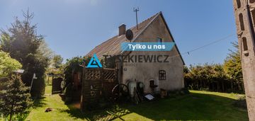 Dom z ogrodem i garażem