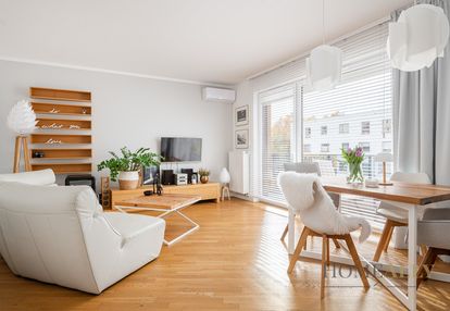 2 pok. - stan idealny - balkon - garaż - las - skm