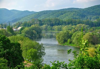 Działka budowlana nad sanem/widok na pałac