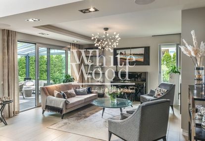 Elegancki dom z oranżerią w zaciszu gdyni