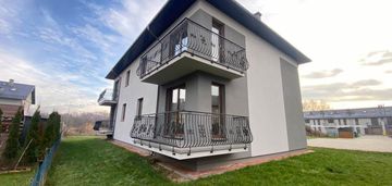 Przestronne mieszkanie z ogródkiem, 2 miejsca postojowe