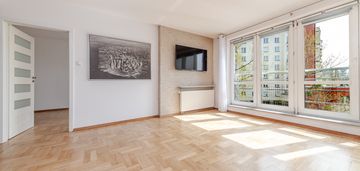 Słoneczne 2 pokoje w babka tower | loggia | garaż