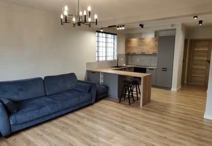 Radom ul.placowa, 2 pokoje plus salon