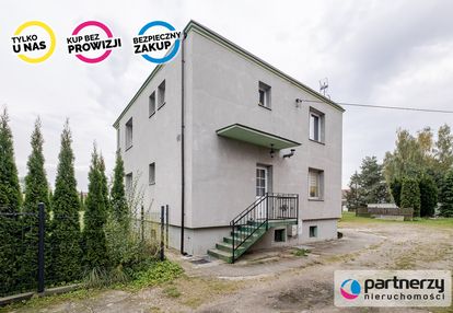 Komfortowy dom z  podziałem na 3 mieszkania