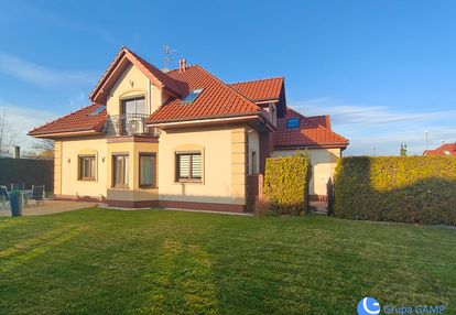 Duży dom 280m2 z podwórzem 1000m | 6 pok | garaż