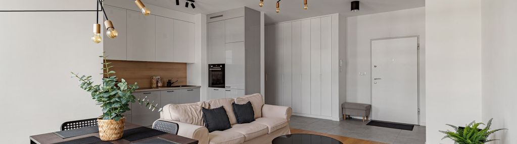 Balkon/miejsce postojowe/przestronne/jasne