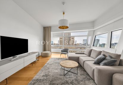 Przestronny apartament na złotej 44!
