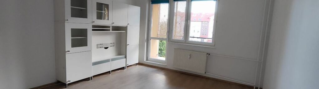 Słoneczne 48,5 m² z loggią – możliwość 3 pokoi