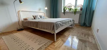 słoneczny apartament długoterminowo