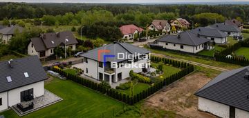Nowoczesny dom w zabudowie bliźniaczej w cekanowie