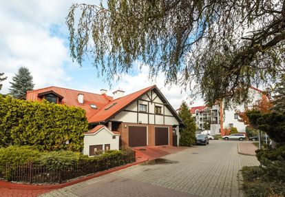 Przestronny i klimatyczny dom w spokojnej okolicy