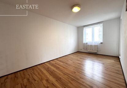 Jasne, duże/cicha, spokojna okolica/duży balkon