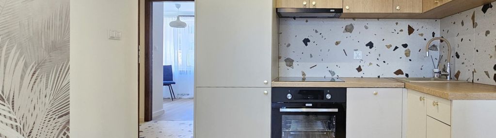 Os. bema 4 pok 48 m2, po remoncie, parking szlaban