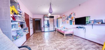 Na sprzedaż szeregowiec