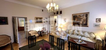 Apartament w kamienicy z 1900r.
