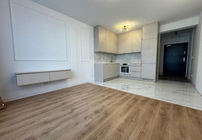 Nowe 2 pokojowe z balkonem w budynku 2024r.